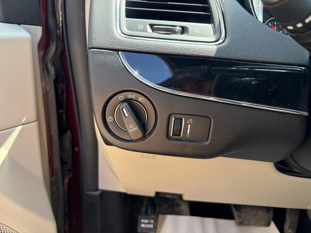 2019 Dodge Grand Caravan SXT Premium Plus Photo