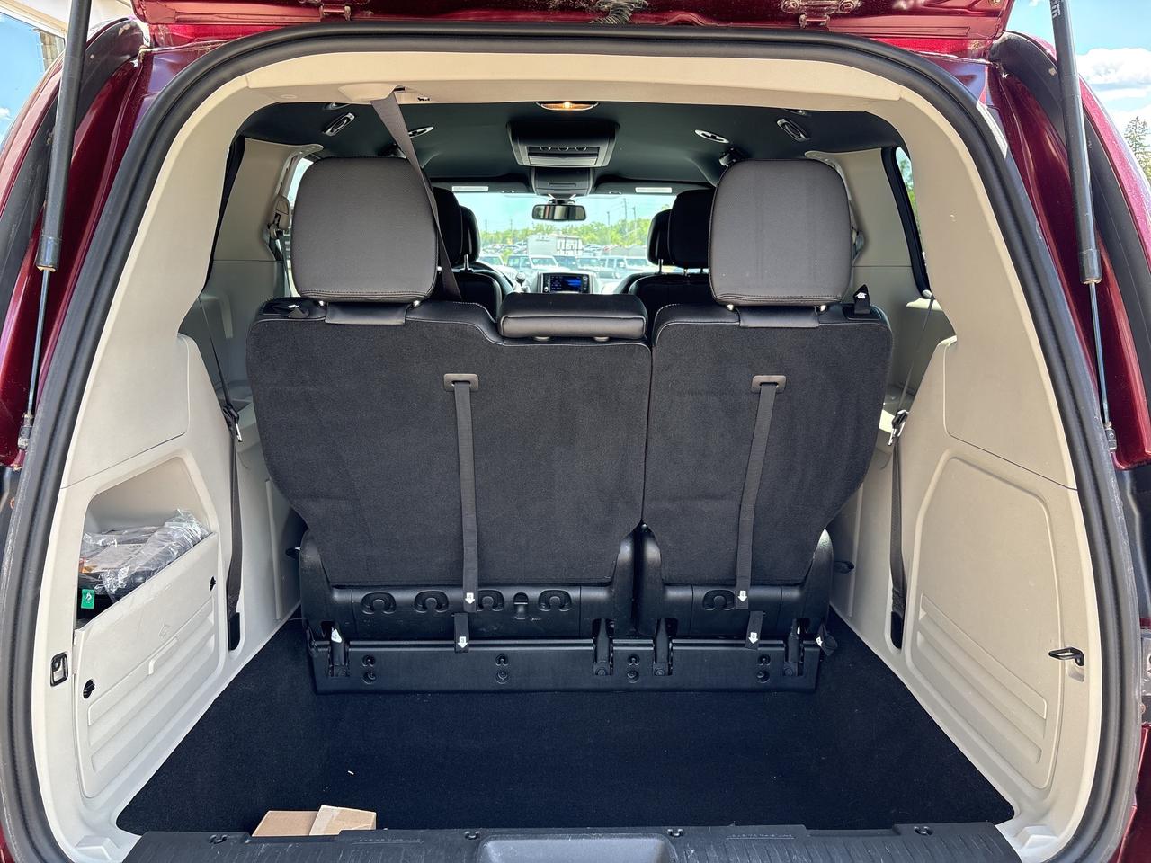 2019 Dodge Grand Caravan SXT Premium Plus Photo