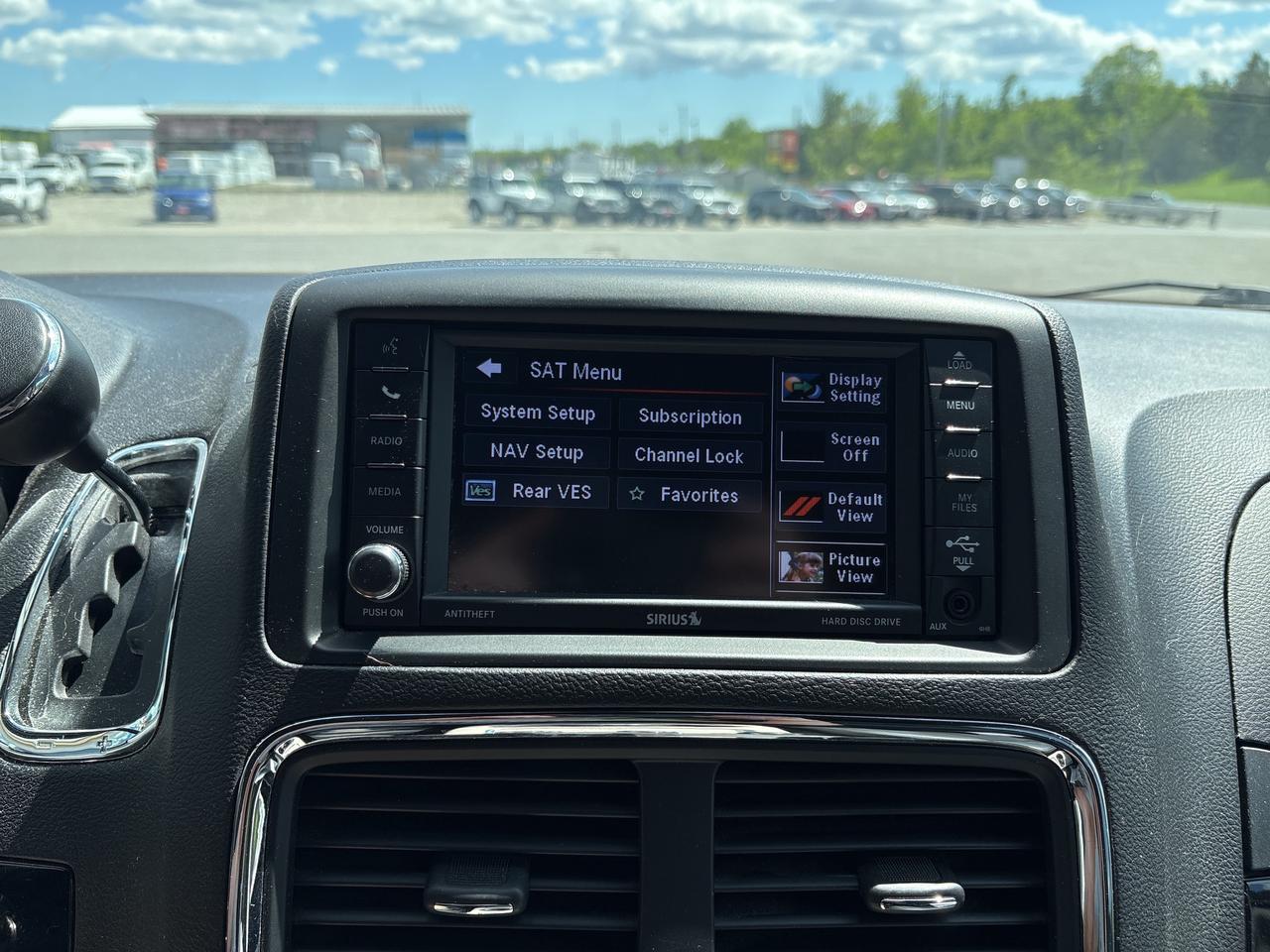 2019 Dodge Grand Caravan SXT Premium Plus Photo