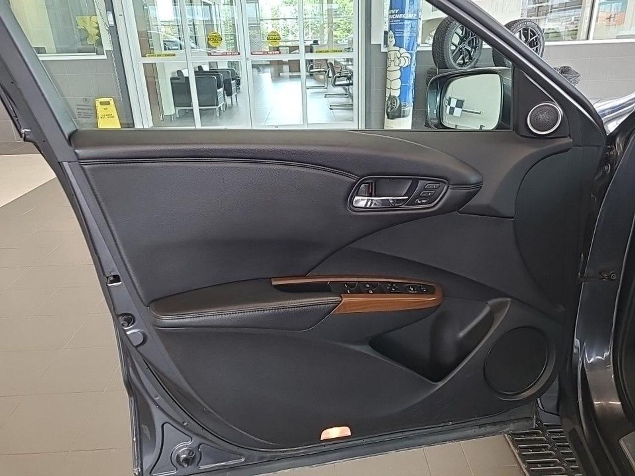 2014 Acura RDX Tech Pkg (AS-IS SALE U CERTIFY U SAVE) Photo