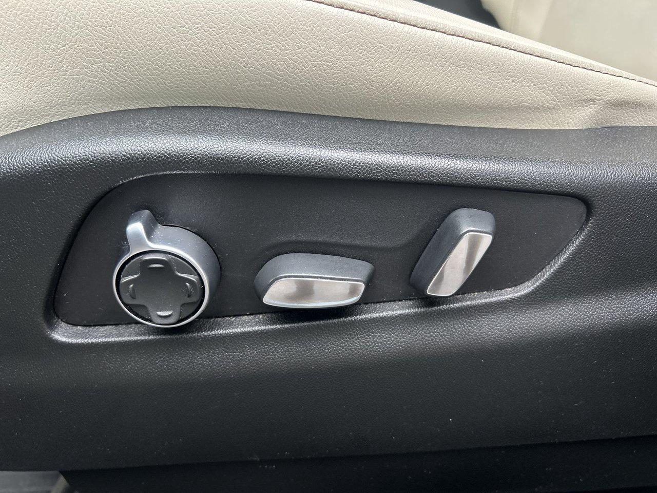 2019 Cadillac XT4 Sport Navigation BOSE Low KMS 360 Degree Camera La Photo