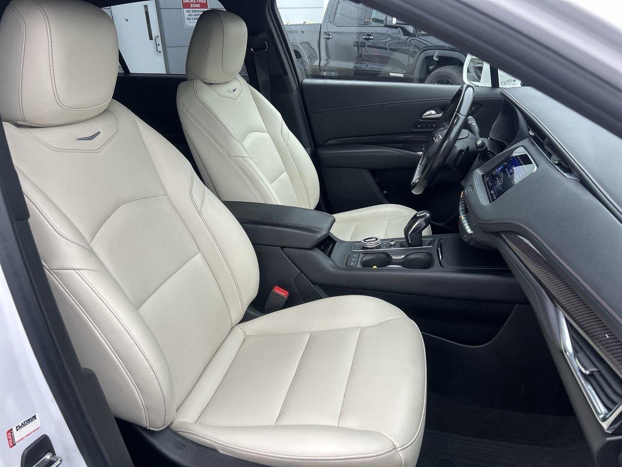 2019 Cadillac XT4 Sport Navigation BOSE Low KMS 360 Degree Camera La Photo