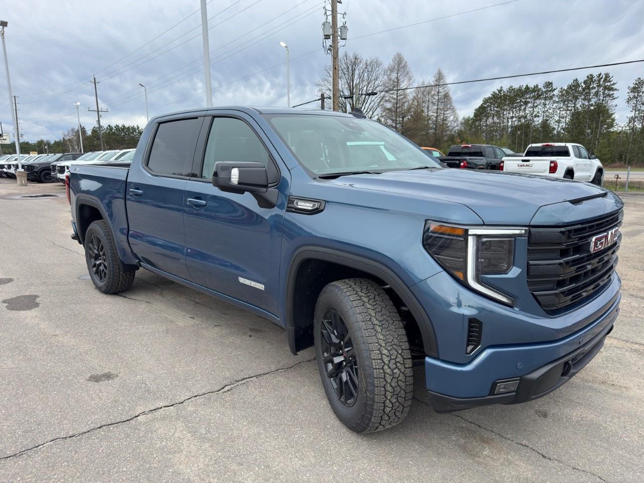 2026 GMC Sierra 1500 Crew Cab Short Box 4-Wheel Drive Elevation Photo