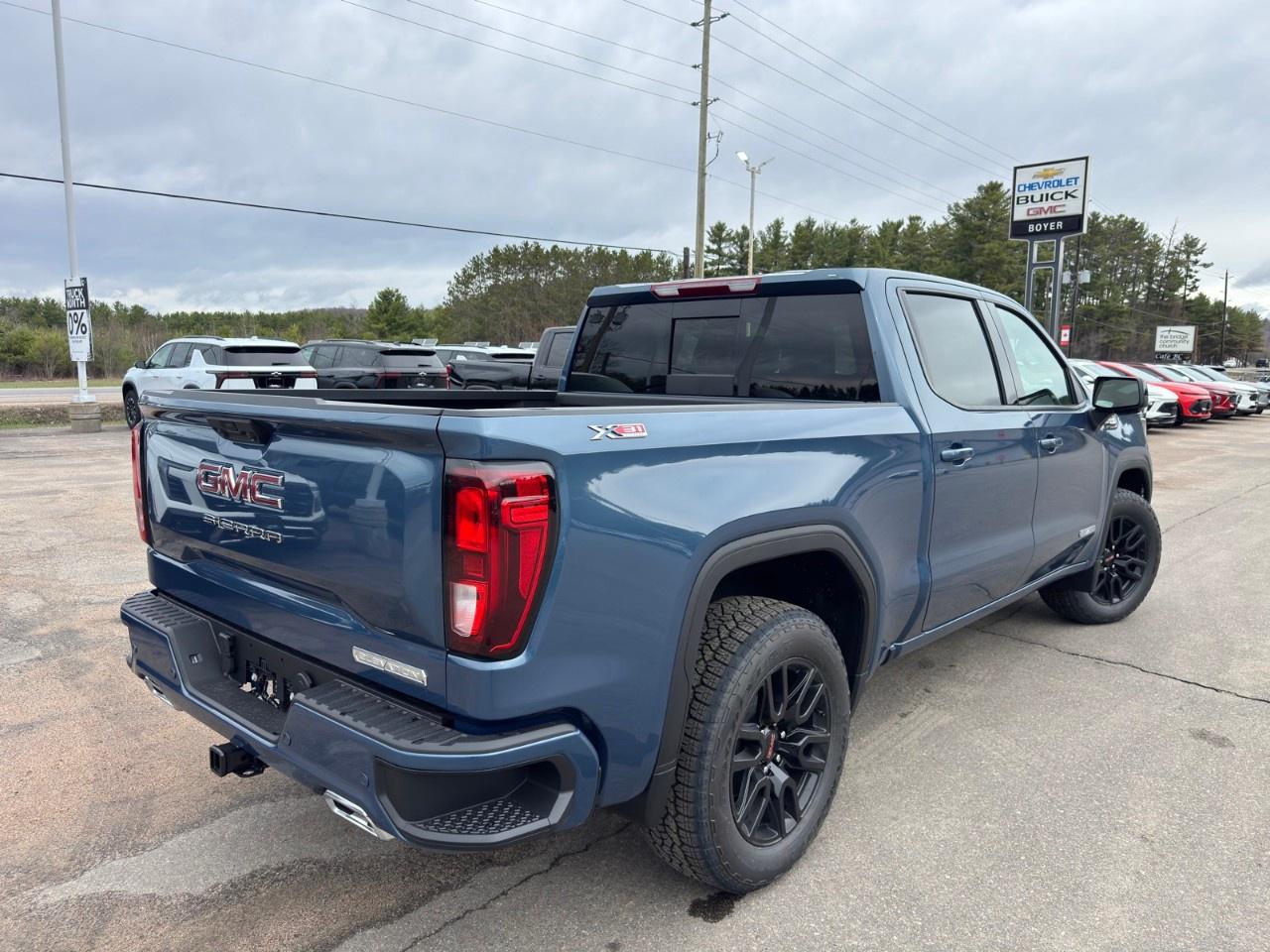2026 GMC Sierra 1500 Crew Cab Short Box 4-Wheel Drive Elevation Photo