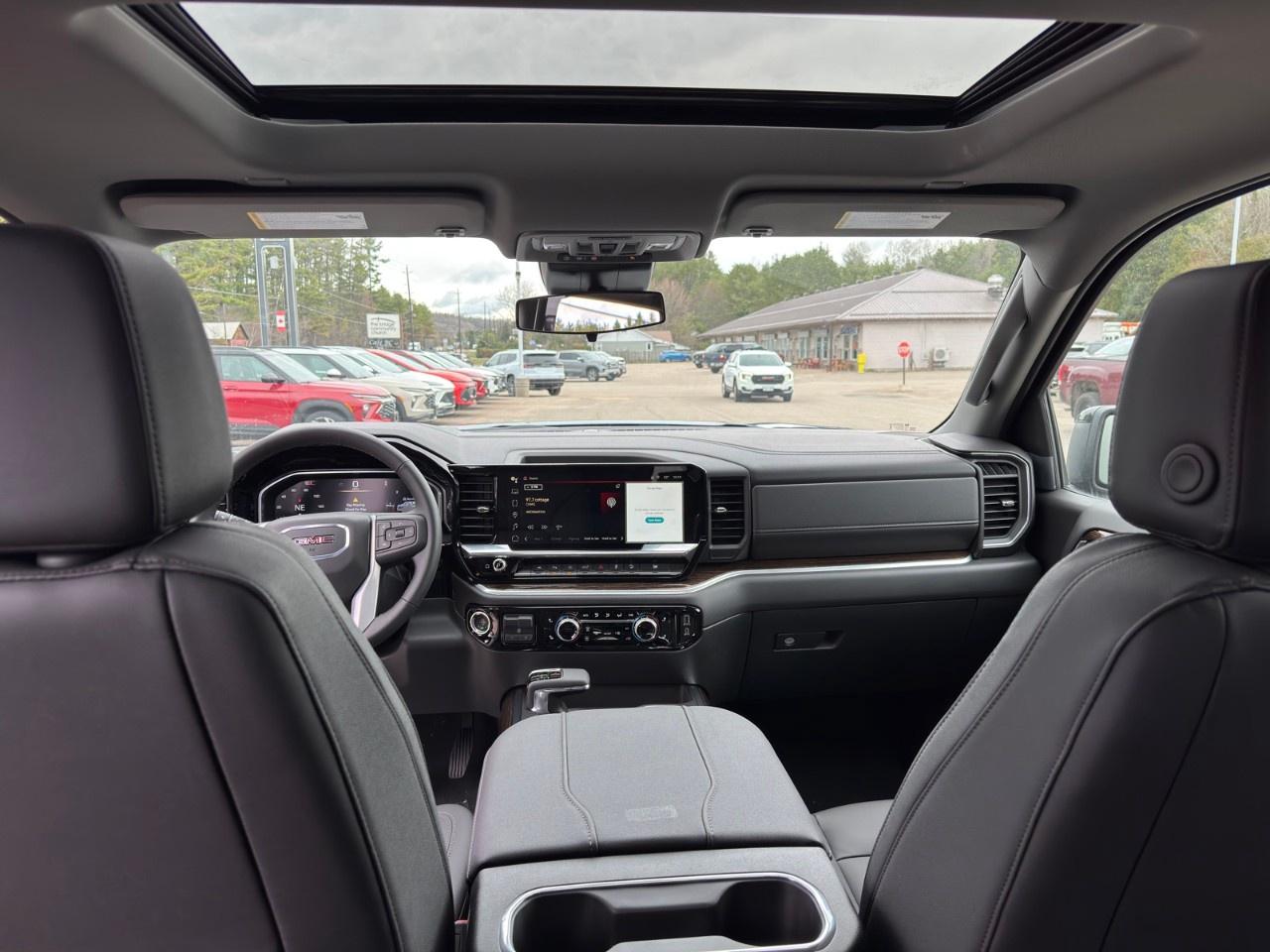 2026 GMC Sierra 1500 Crew Cab Short Box 4-Wheel Drive Elevation Photo
