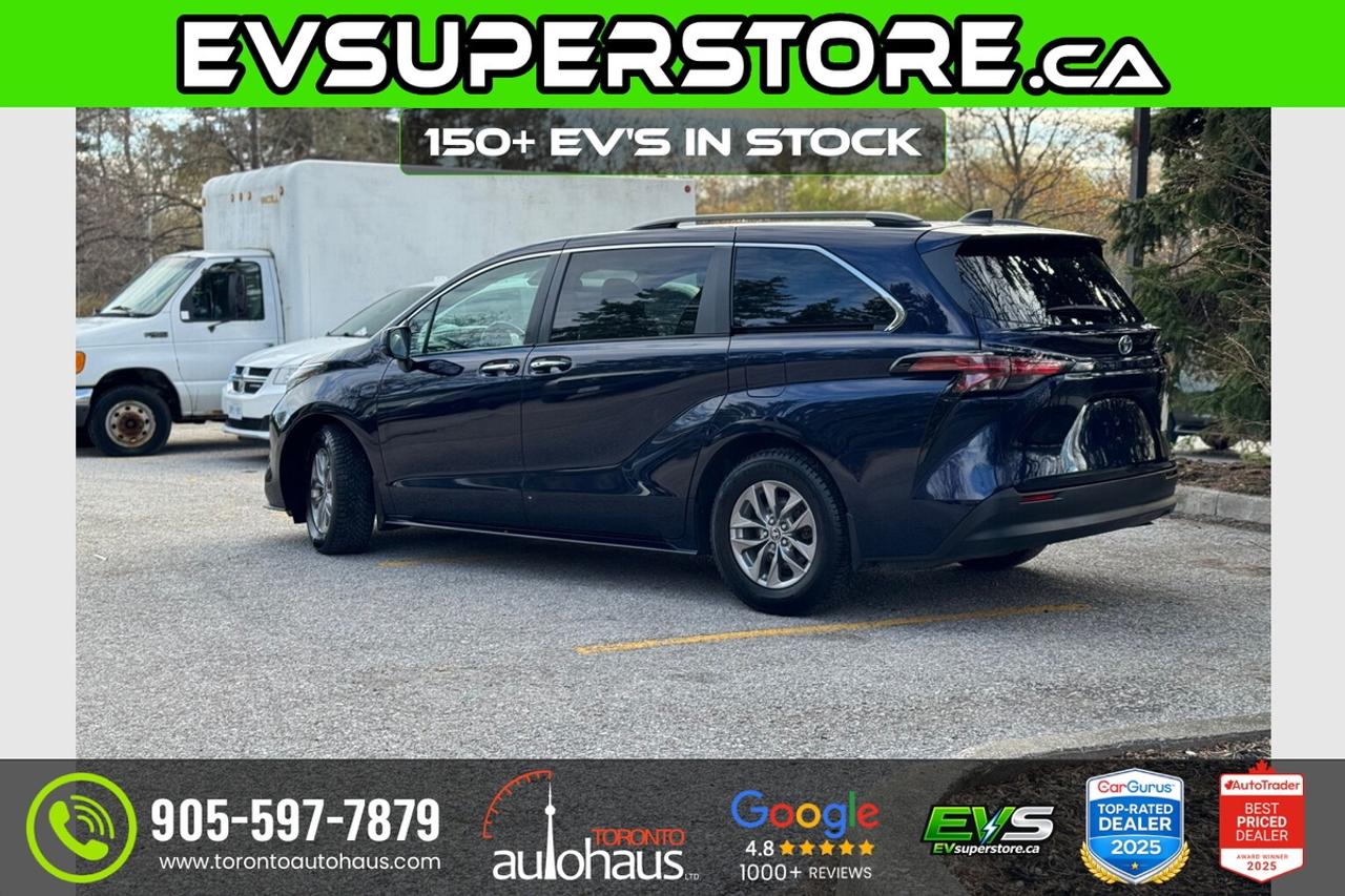 2022 Toyota Sienna XLE/FWD/NO ACCIDENTS/8 PASS Photo