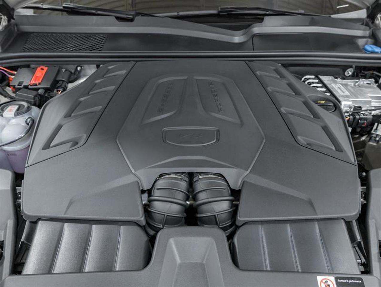 2026 Porsche Cayenne  Photo2
