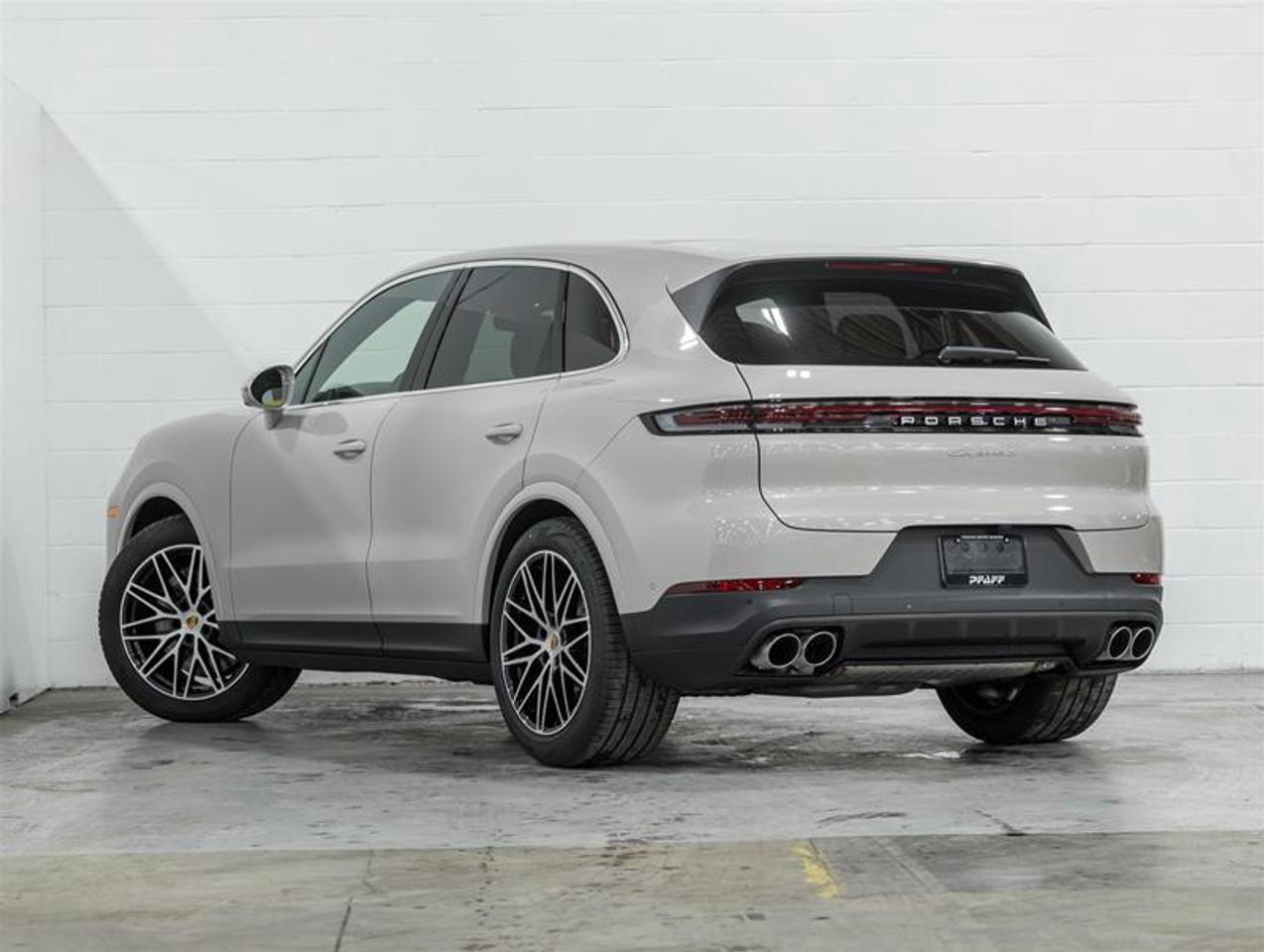 2026 Porsche Cayenne  Photo