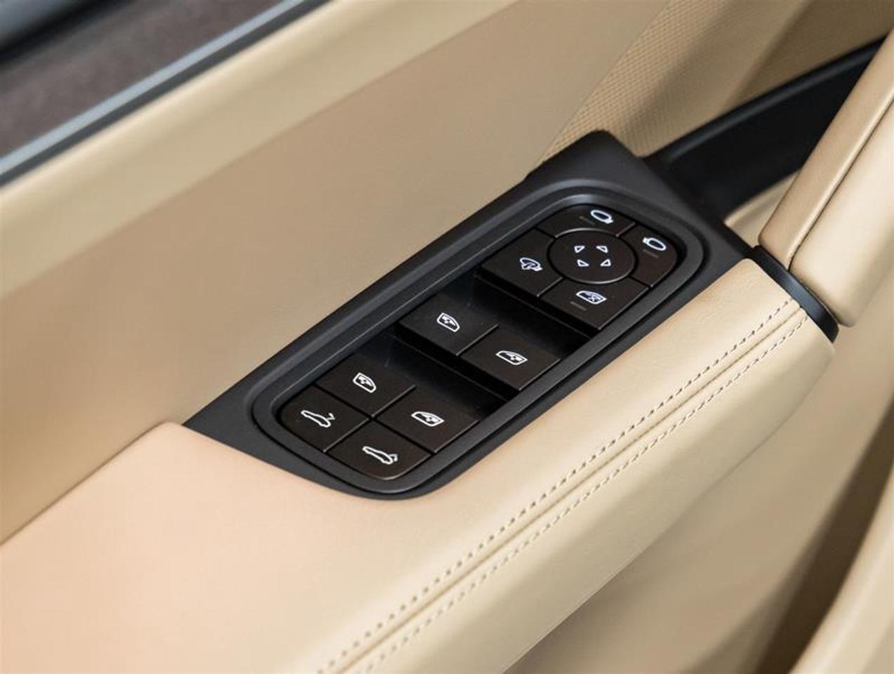 2026 Porsche Cayenne  Photo
