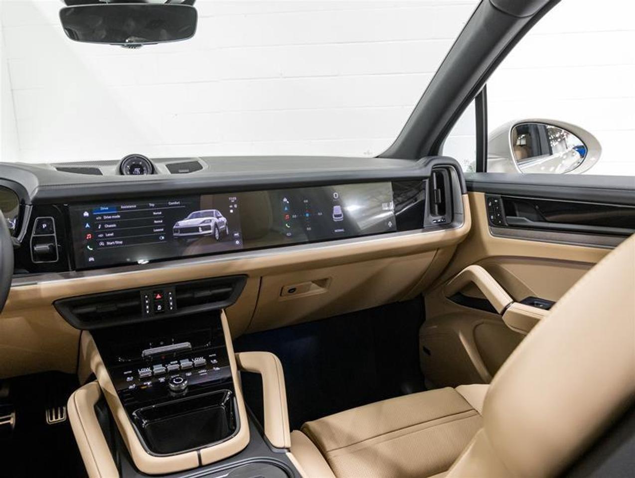 2026 Porsche Cayenne  Photo