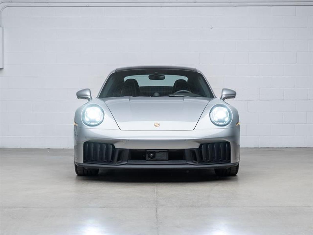 2025 Porsche 911  Photo