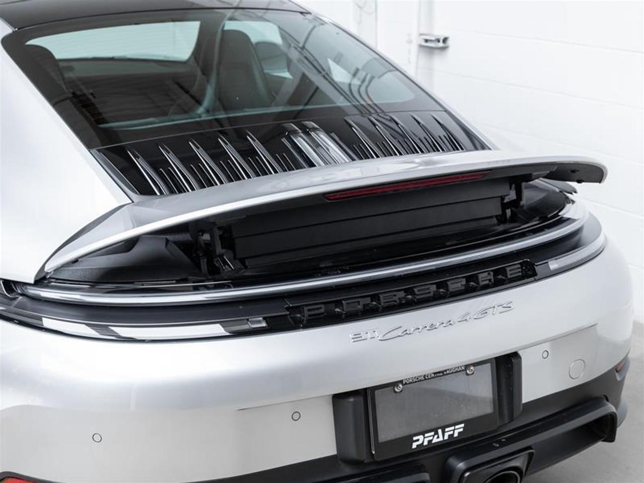 2025 Porsche 911  Photo