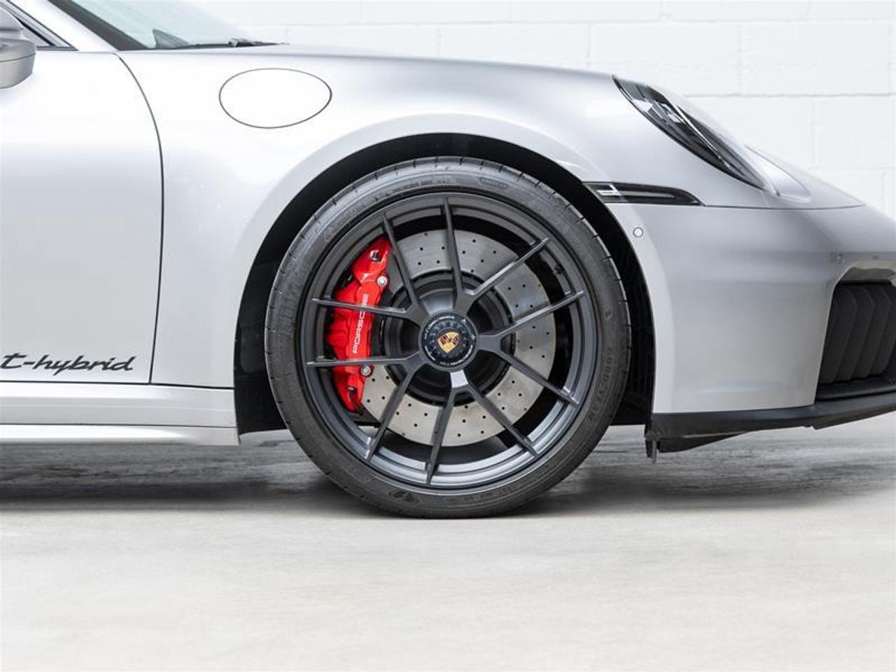 2025 Porsche 911  Photo