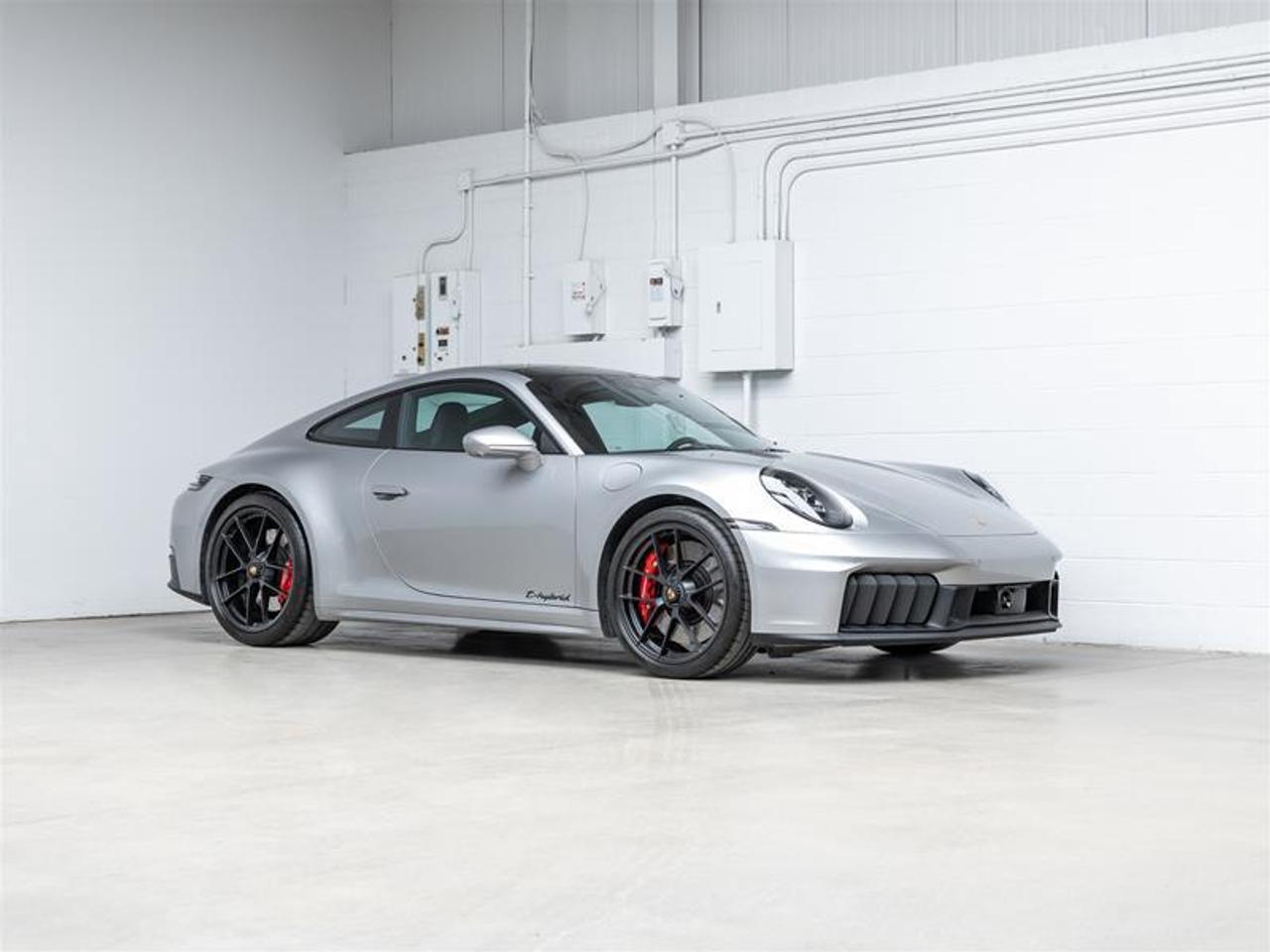 2025 Porsche 911  Photo