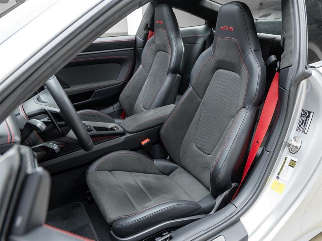 2025 Porsche 911  Photo