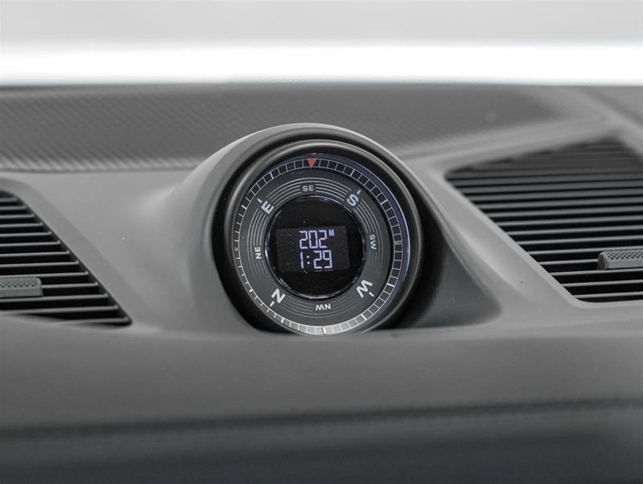 2026 Porsche Cayenne  Photo