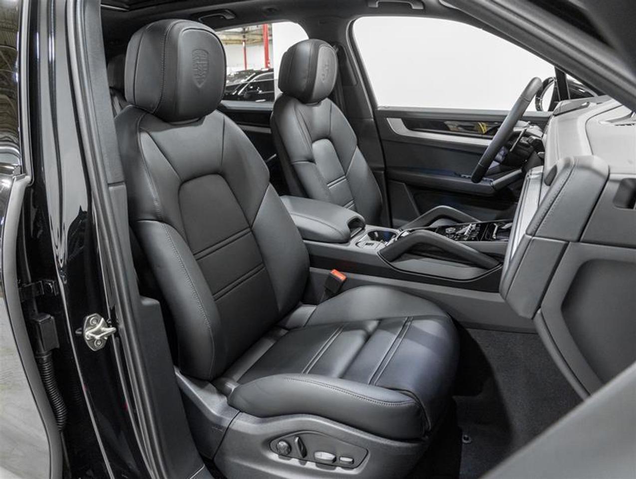 2026 Porsche Cayenne  Photo