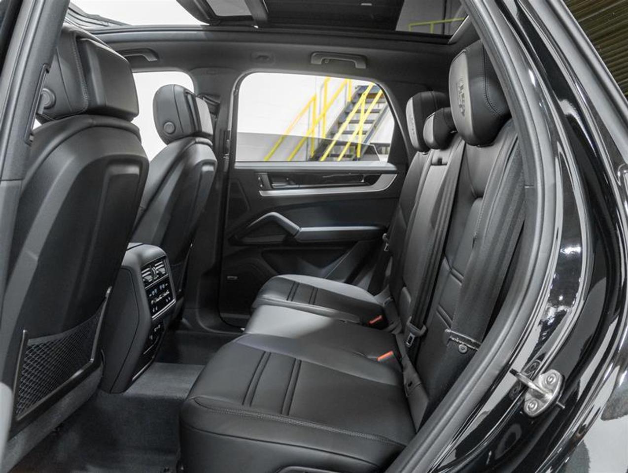 2026 Porsche Cayenne  Photo