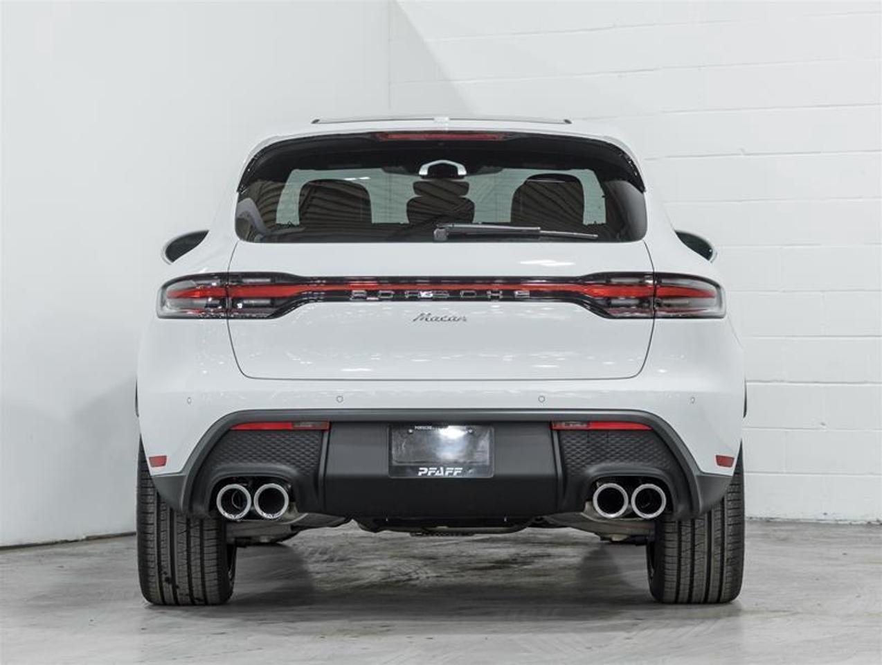 2026 Porsche Macan  Photo