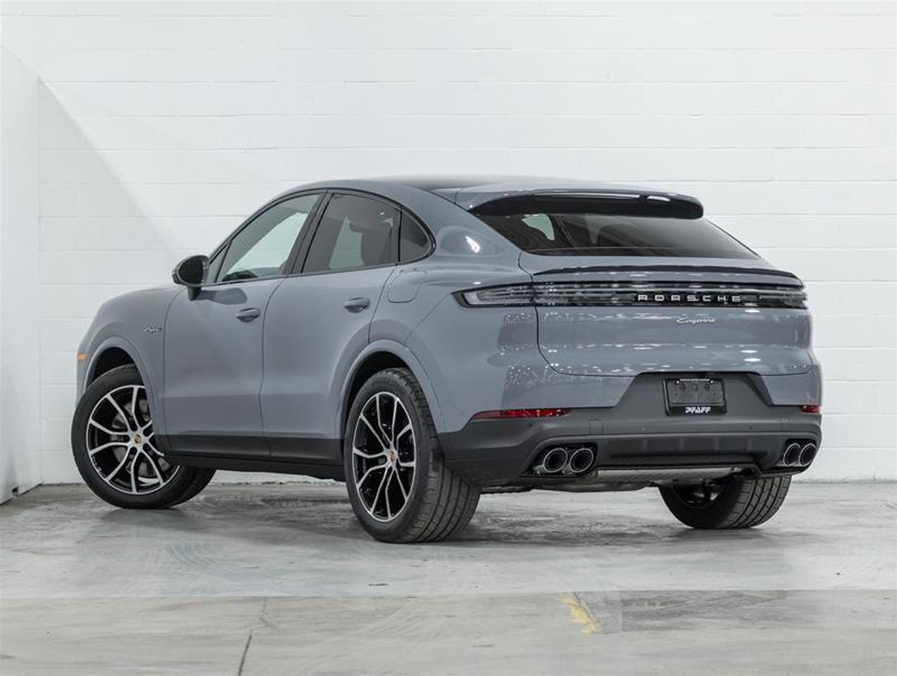 2026 Porsche Cayenne  Photo