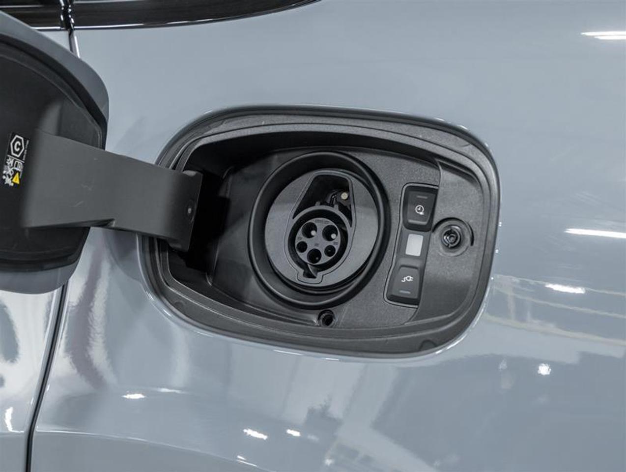 2026 Porsche Cayenne  Photo