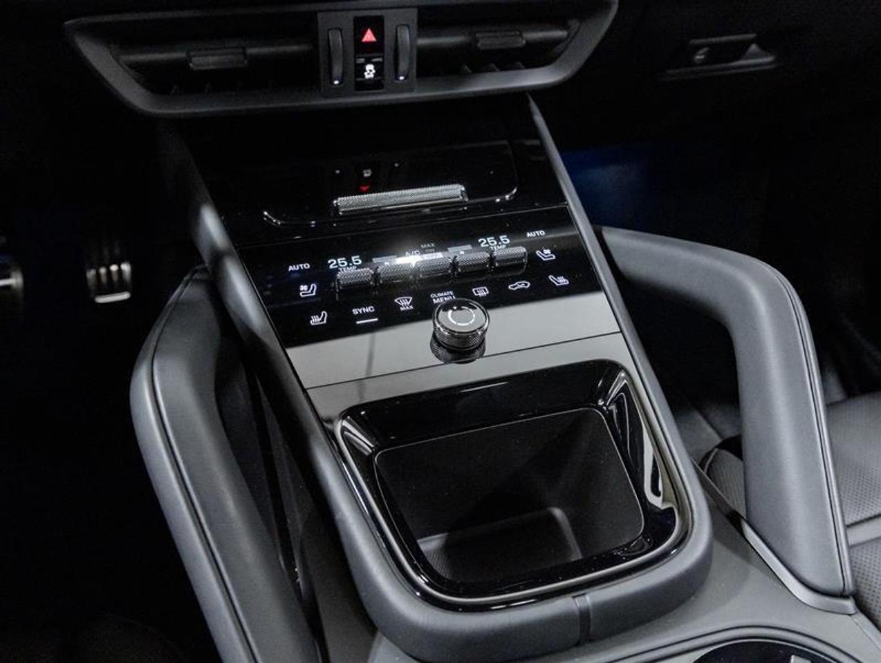 2026 Porsche Cayenne  Photo