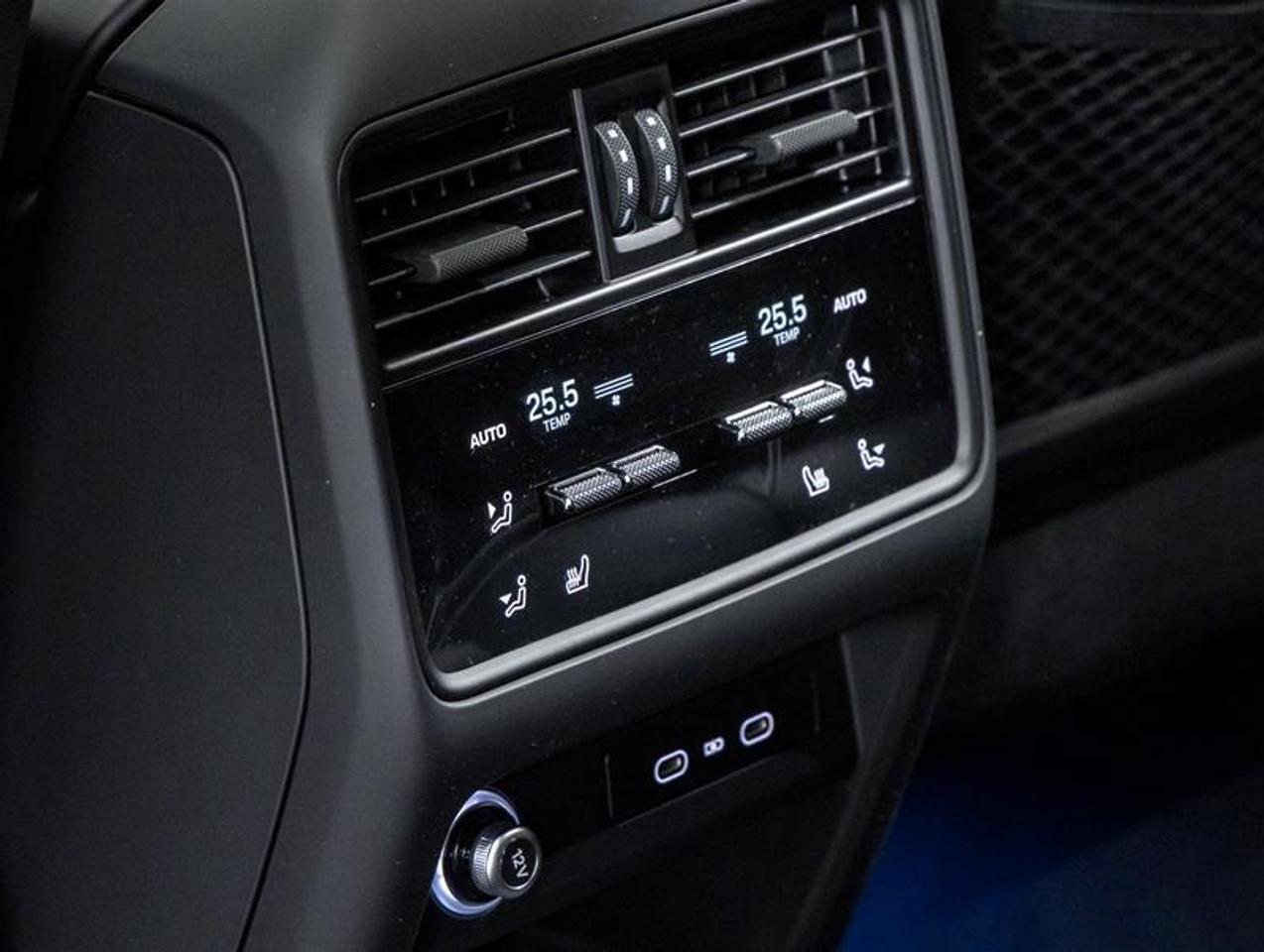 2026 Porsche Cayenne  Photo