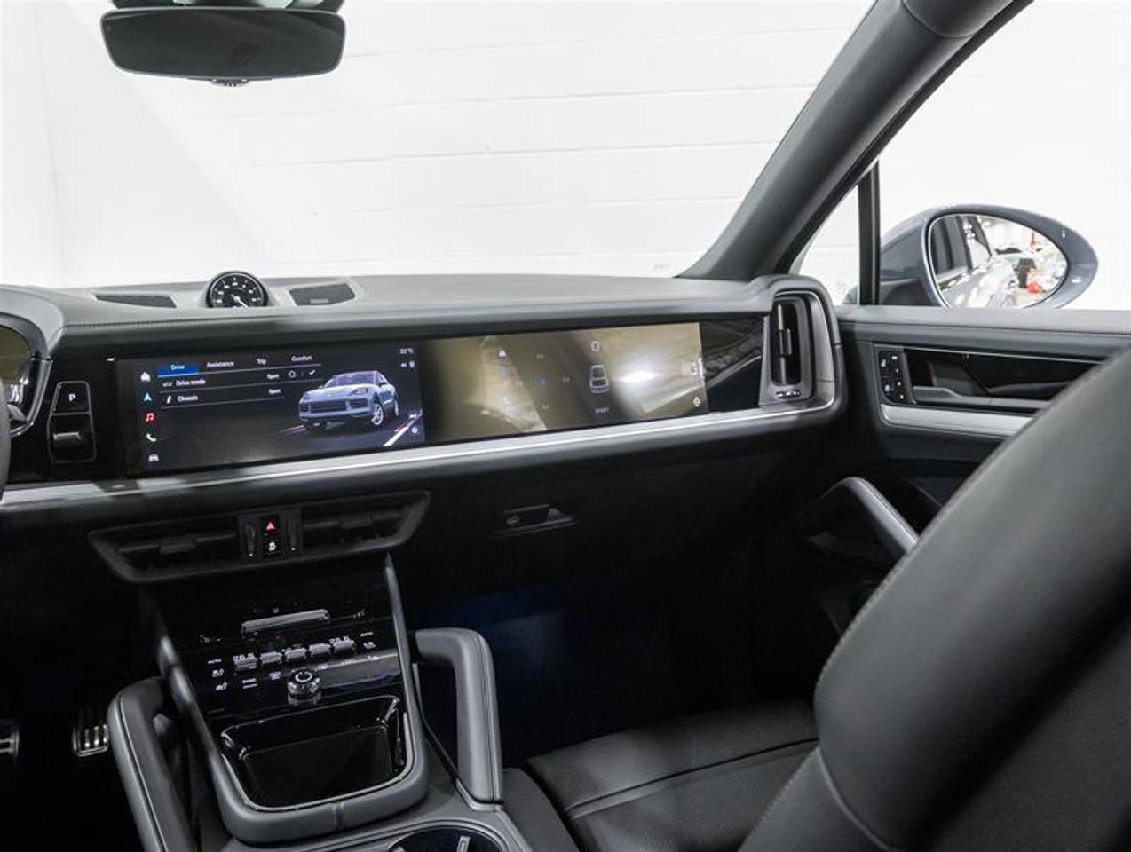 2026 Porsche Cayenne  Photo