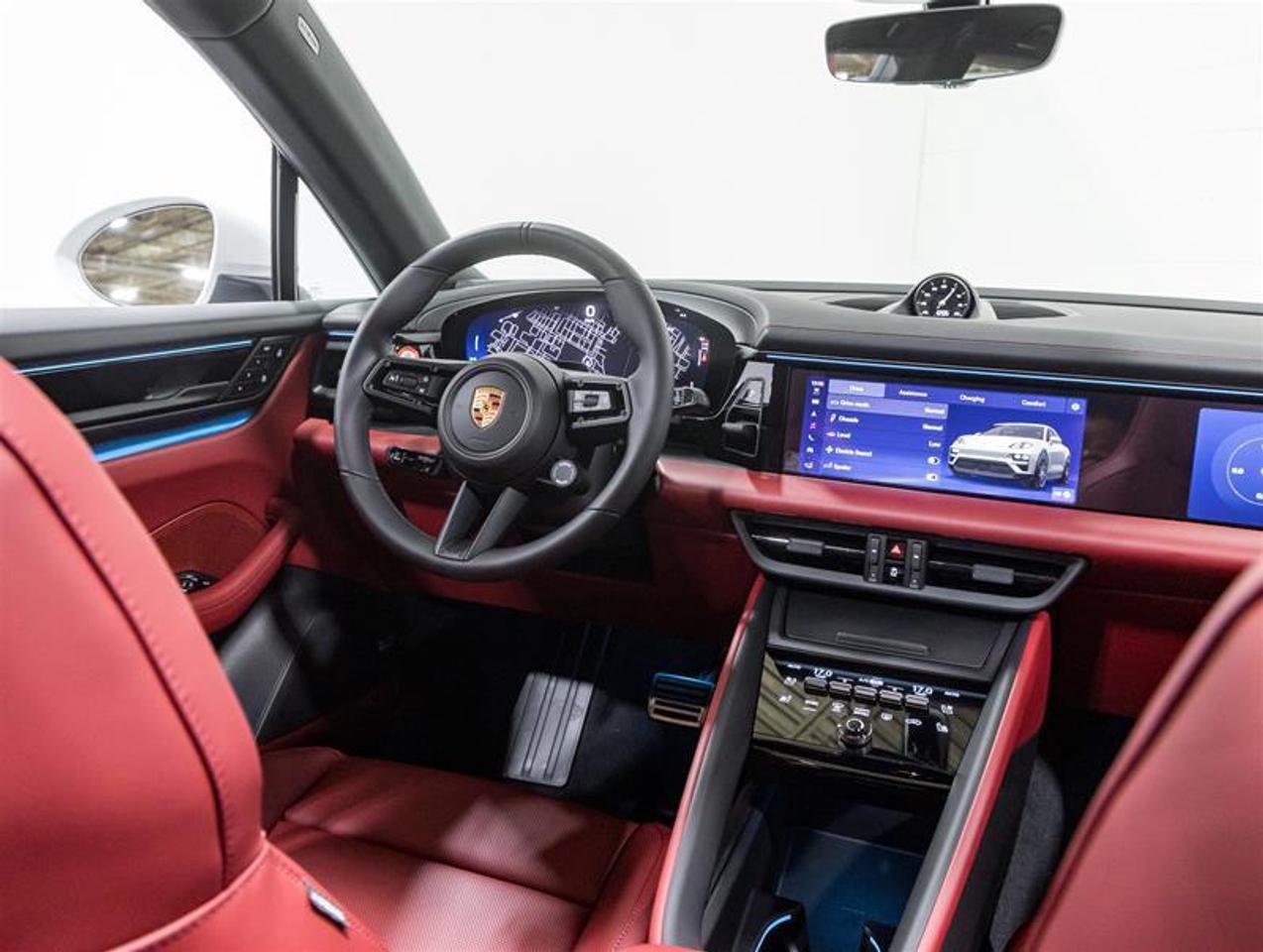 2026 Porsche Macan  Photo