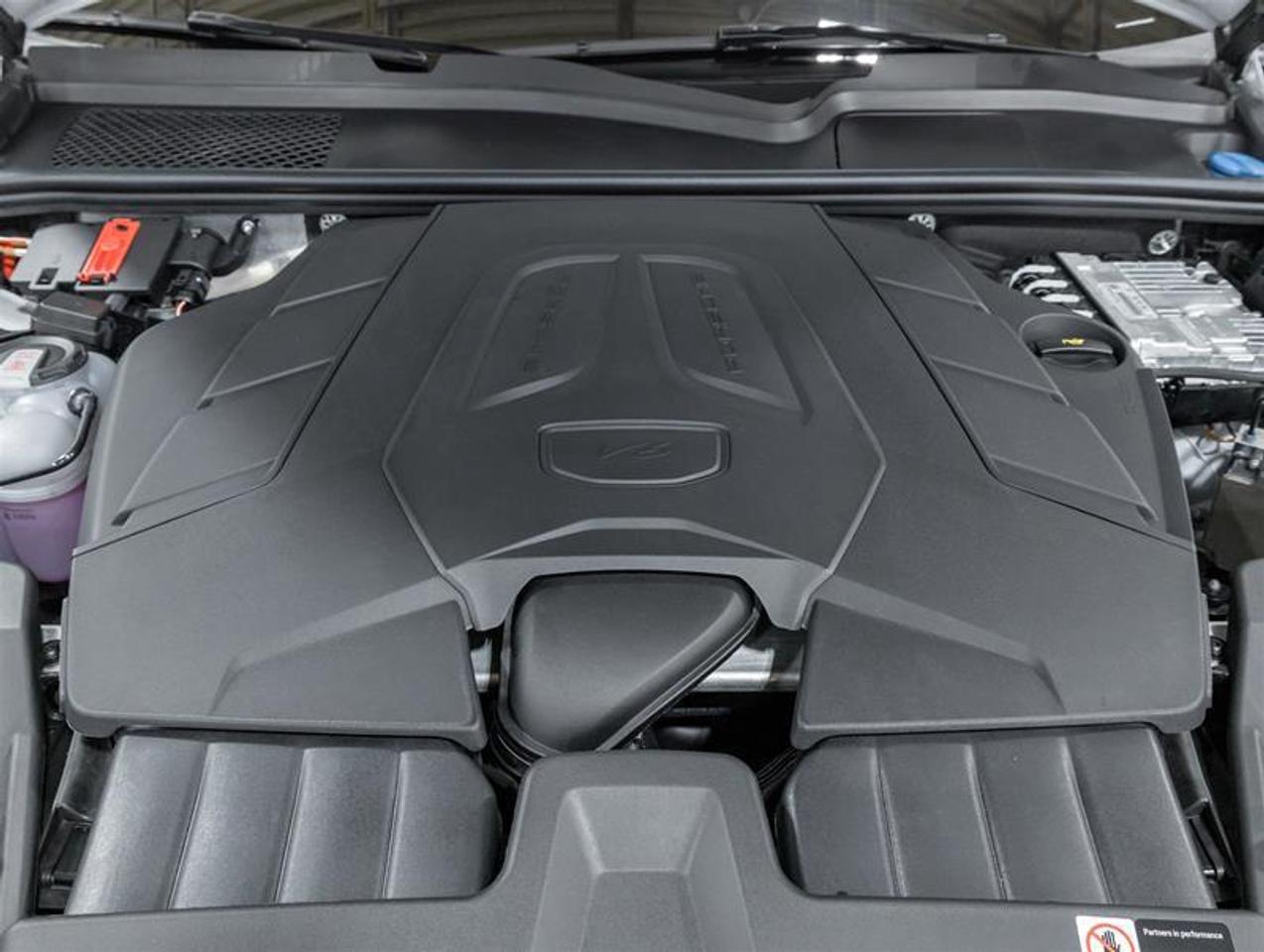 2026 Porsche Cayenne  Photo2