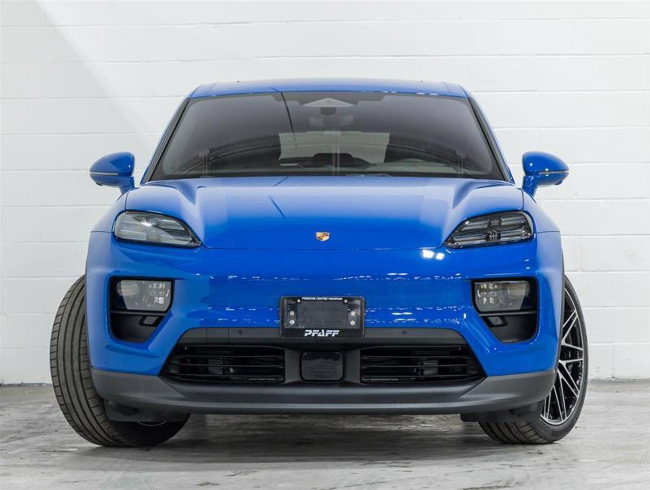2026 Porsche Macan  Photo