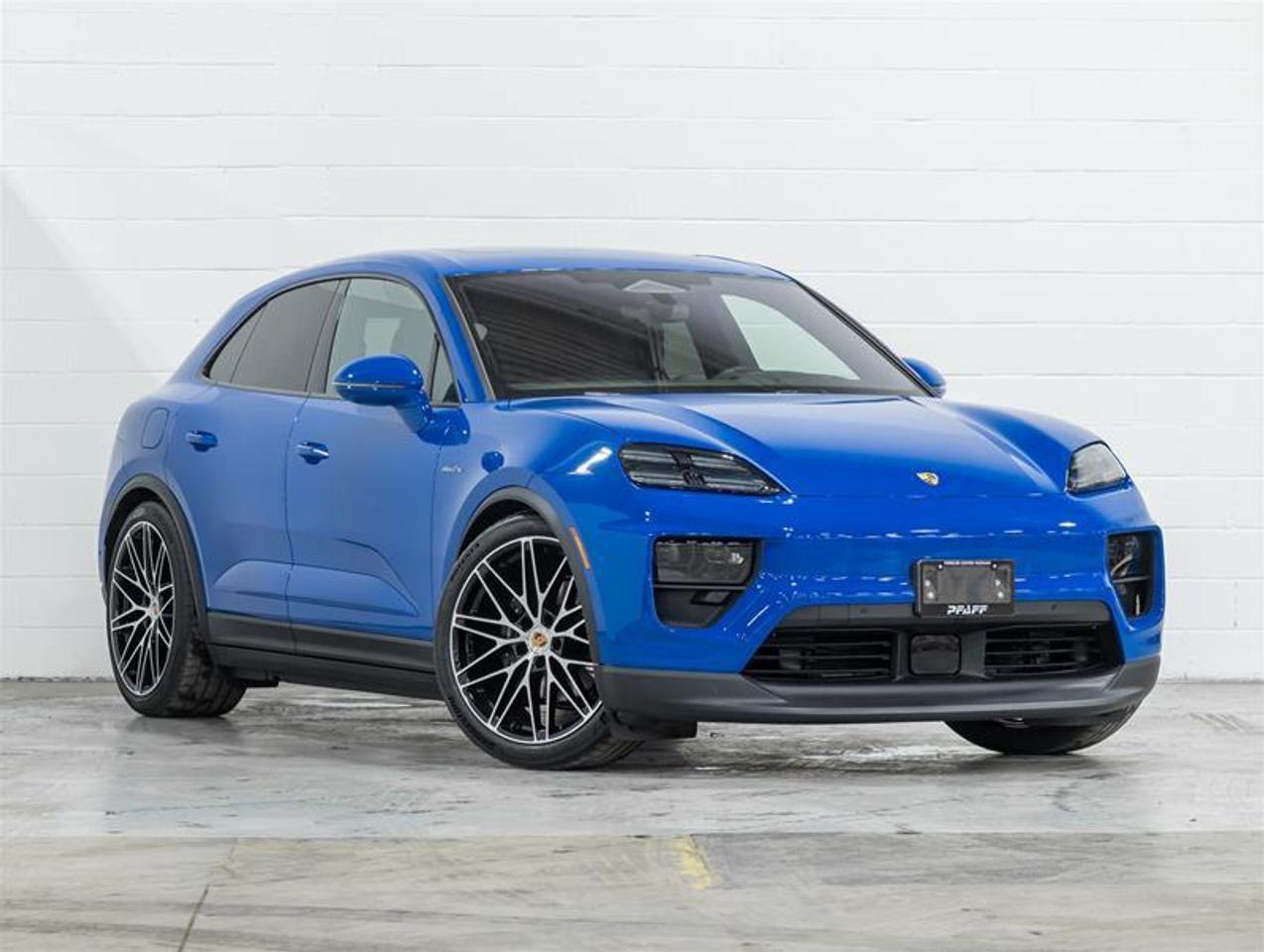 2026 Porsche Macan  Photo