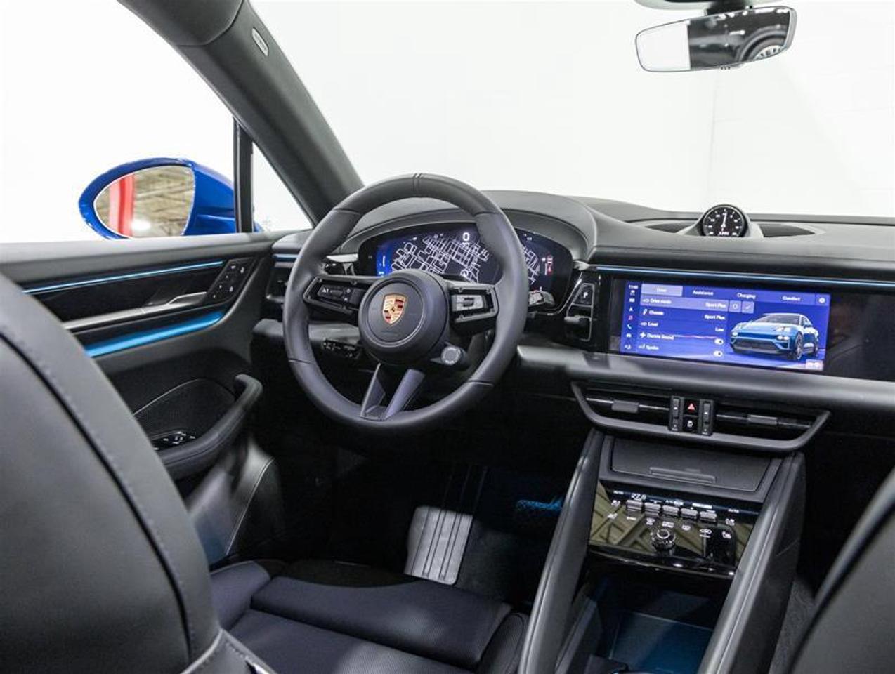 2026 Porsche Macan  Photo