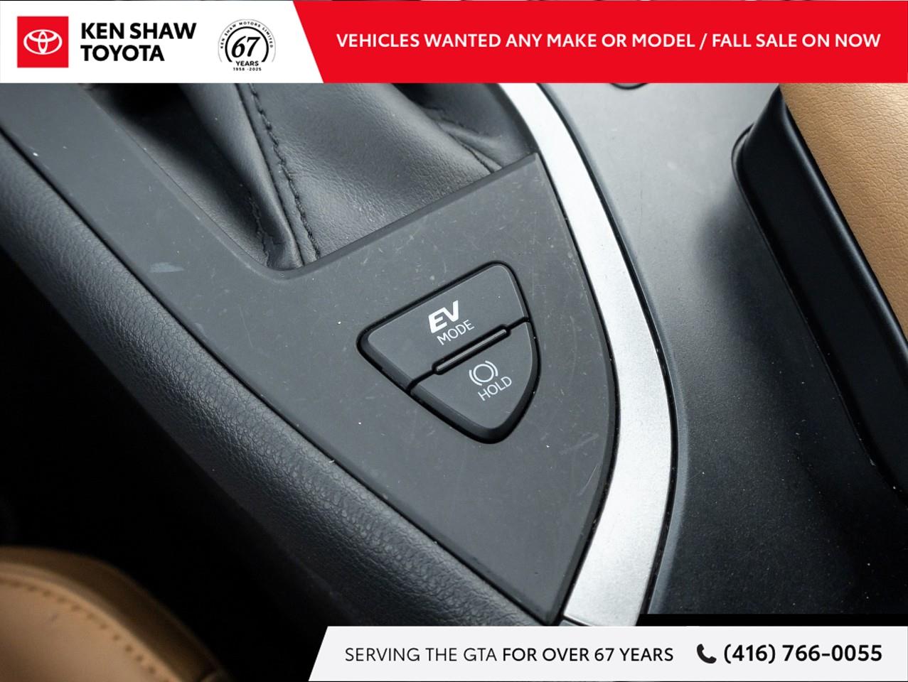 2024 Lexus UX 250H Base 4dr All-Wheel Drive Photo