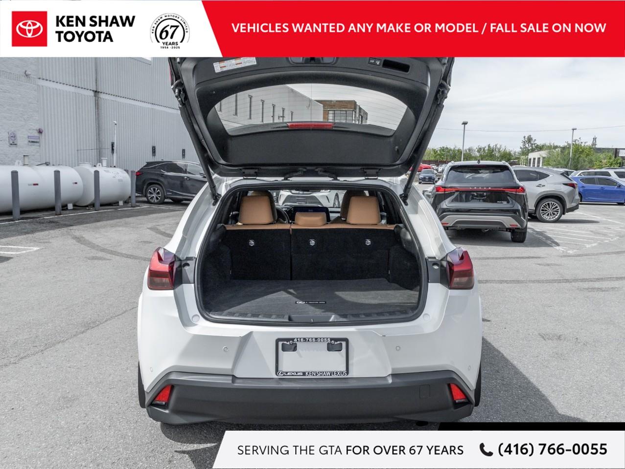 2024 Lexus UX 250H Base 4dr All-Wheel Drive Photo