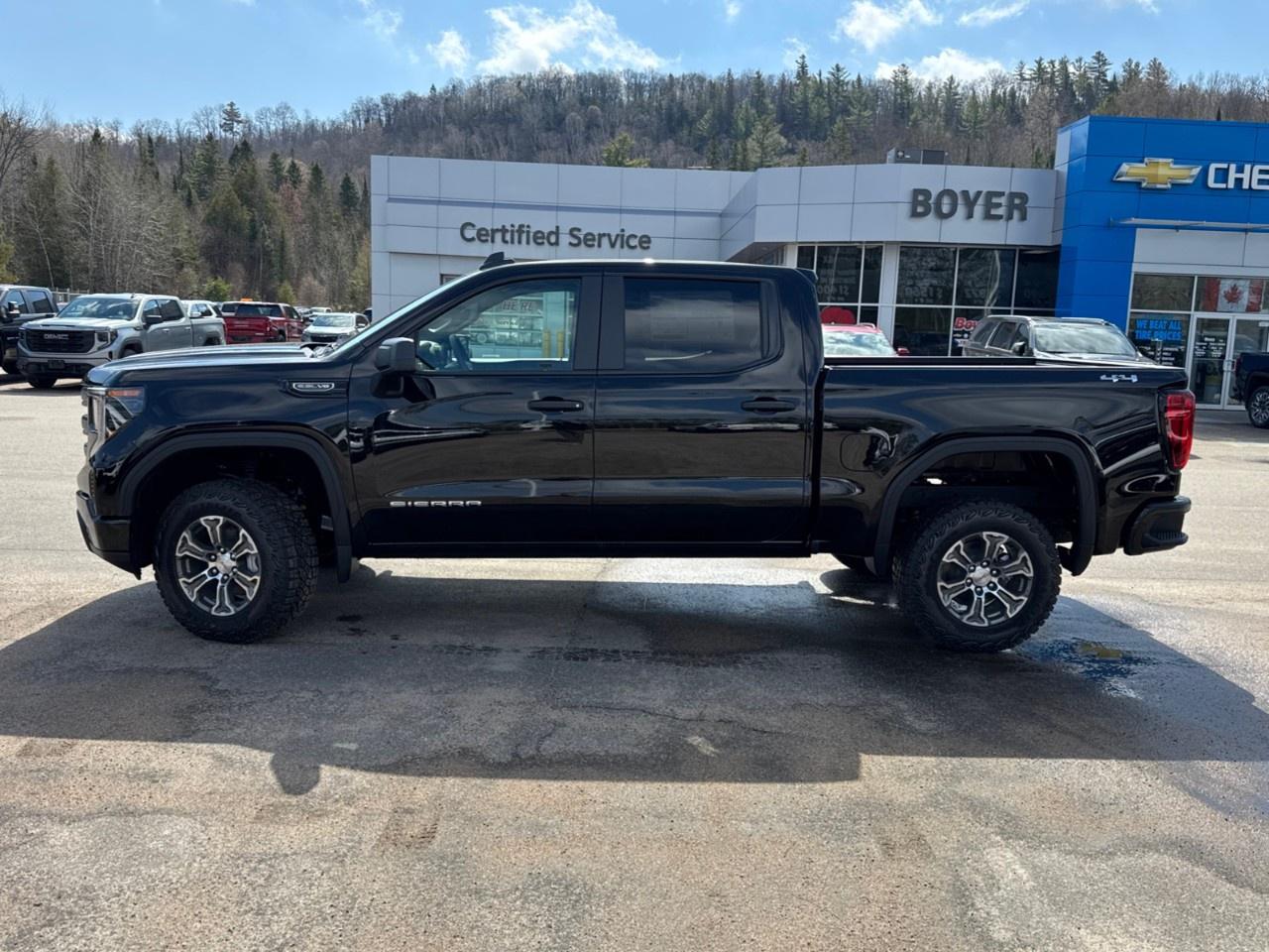 2026 GMC Sierra 1500 Crew Cab Short Box 4-Wheel Drive Pro Photo