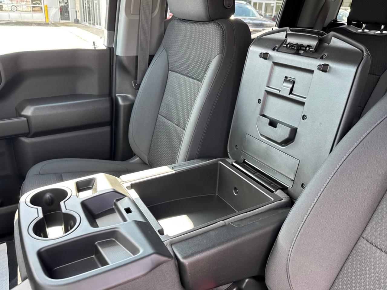 2026 GMC Sierra 1500 Crew Cab Short Box 4-Wheel Drive Pro Photo