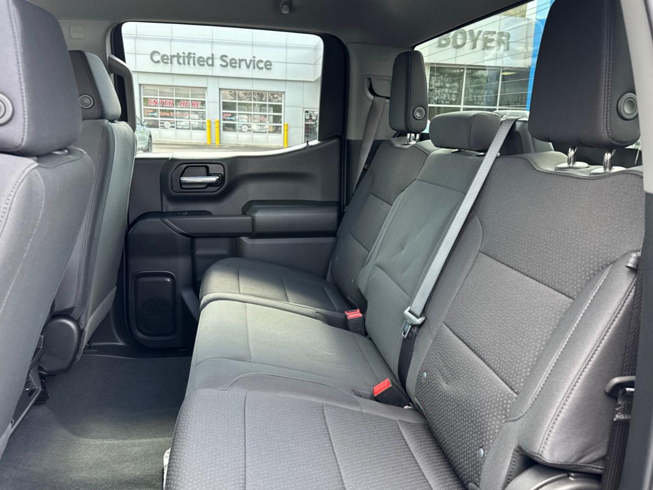 2026 GMC Sierra 1500 Crew Cab Short Box 4-Wheel Drive Pro Photo
