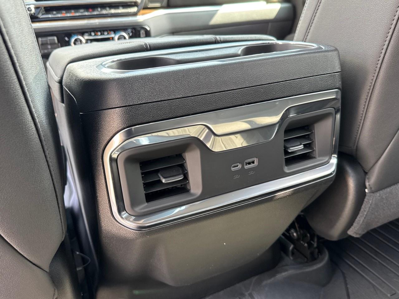 2026 GMC Sierra 1500 Crew Cab Short Box 4-Wheel Drive Elevation Photo