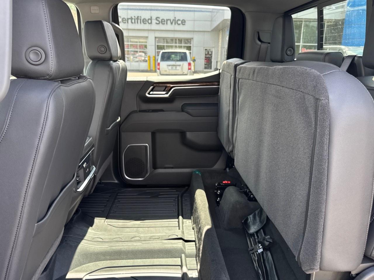 2026 GMC Sierra 1500 Crew Cab Short Box 4-Wheel Drive Elevation Photo