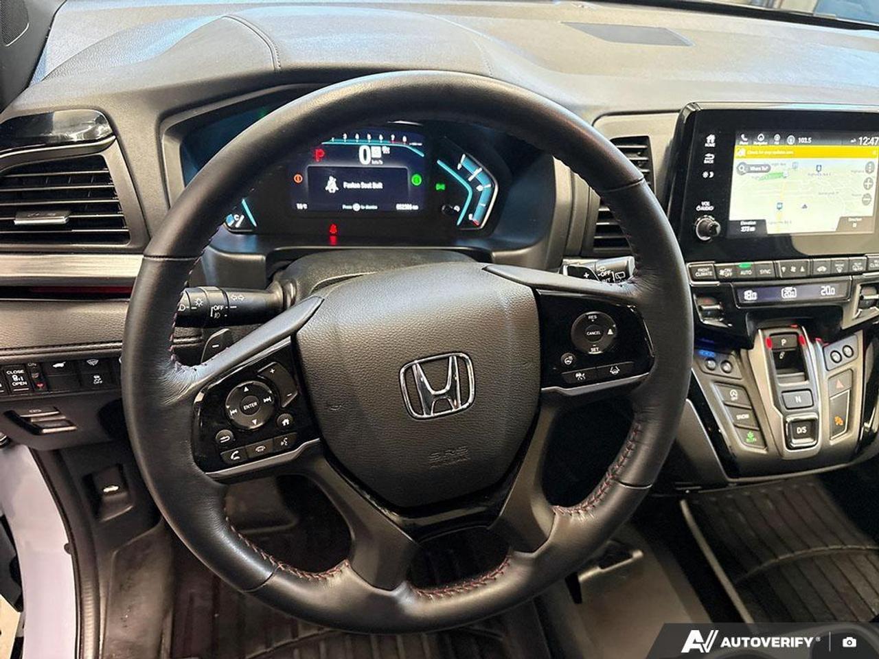 2024 Honda Odyssey Black Edition Passenger Van Photo