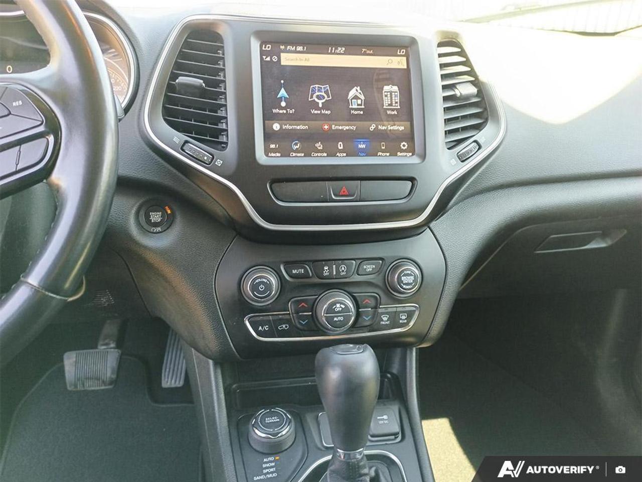 2021 Jeep Cherokee Altitude 4dr 4x4 Photo