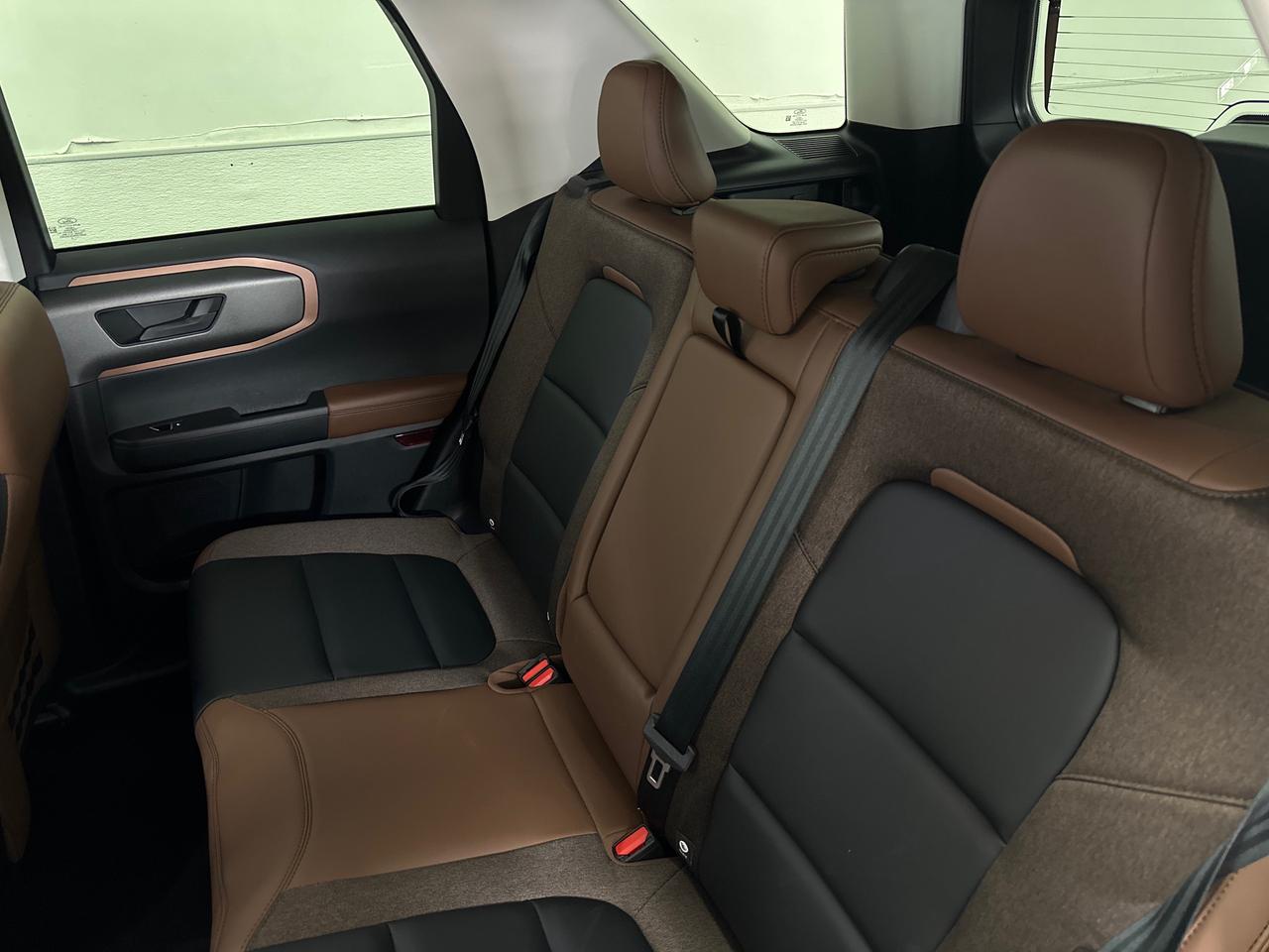 2025 Ford Bronco Sport Outer Banks 4dr 4x4 Photo