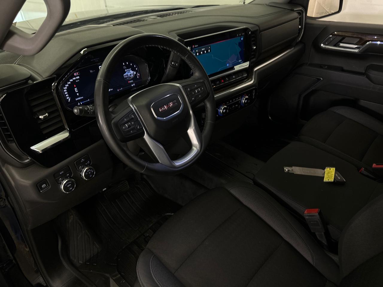2024 GMC Sierra 1500 ELEVATION Photo