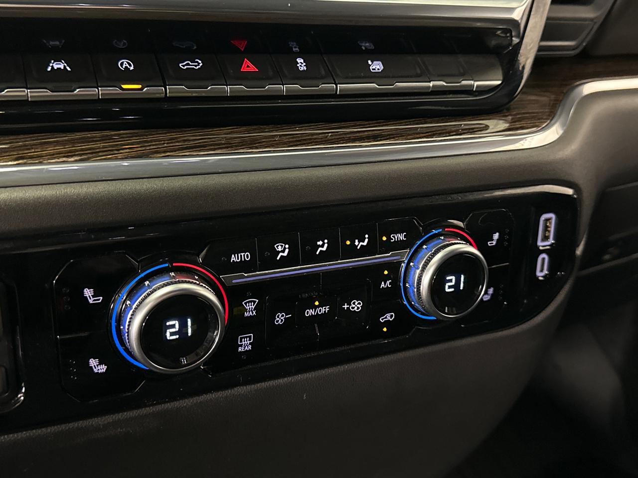 2024 GMC Sierra 1500 ELEVATION Photo