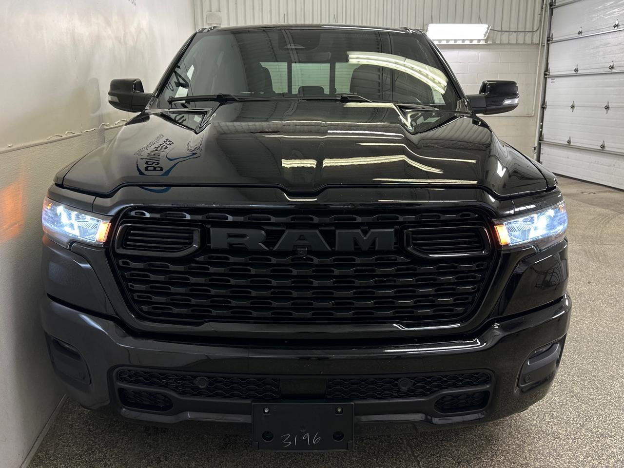 2025 RAM 1500 Big Horn Photo