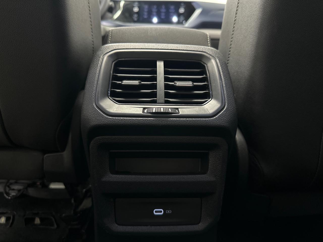 2024 Volkswagen Taos Comfortline Photo