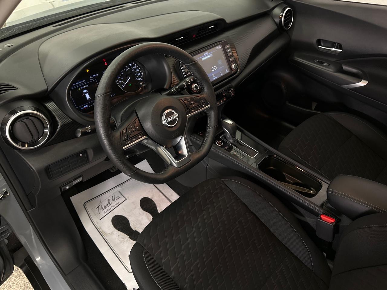 2025 Nissan Kicks Play SV 4dr Front-Wheel Drive Photo