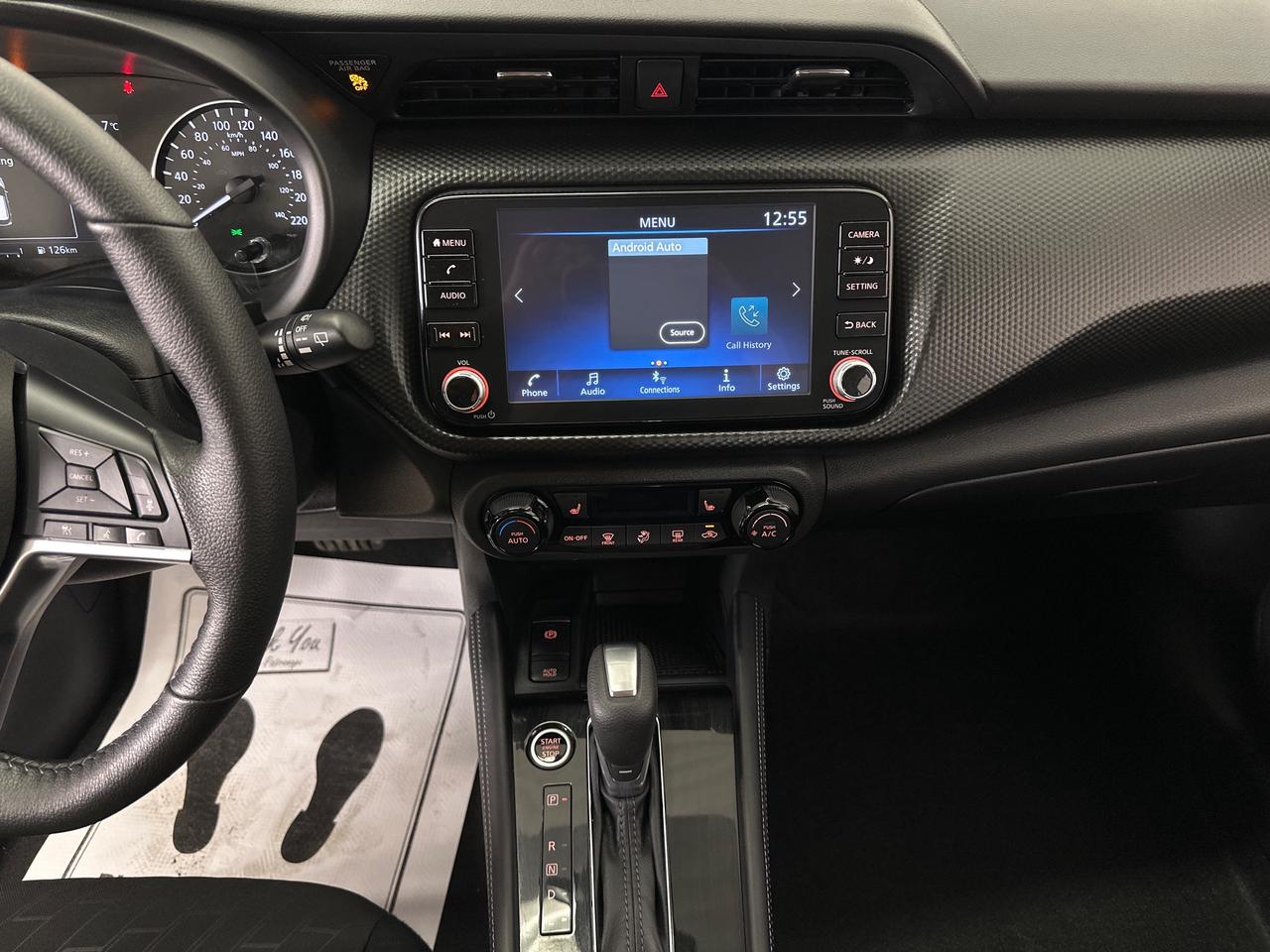 2025 Nissan Kicks Play SV 4dr Front-Wheel Drive Photo