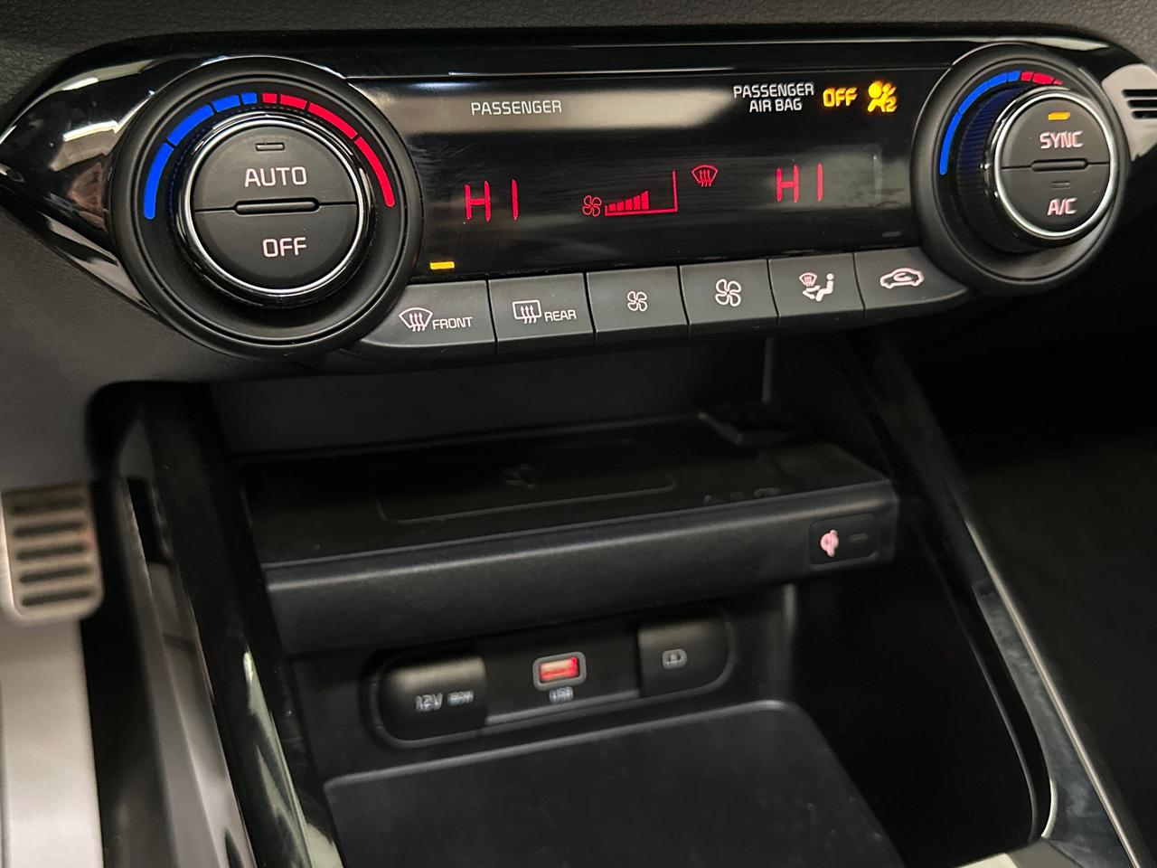 2024 Kia Forte GT-Line Photo